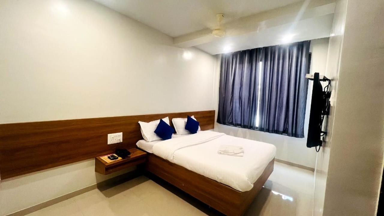Hotel Sai Smruti Shirdi Kamer foto